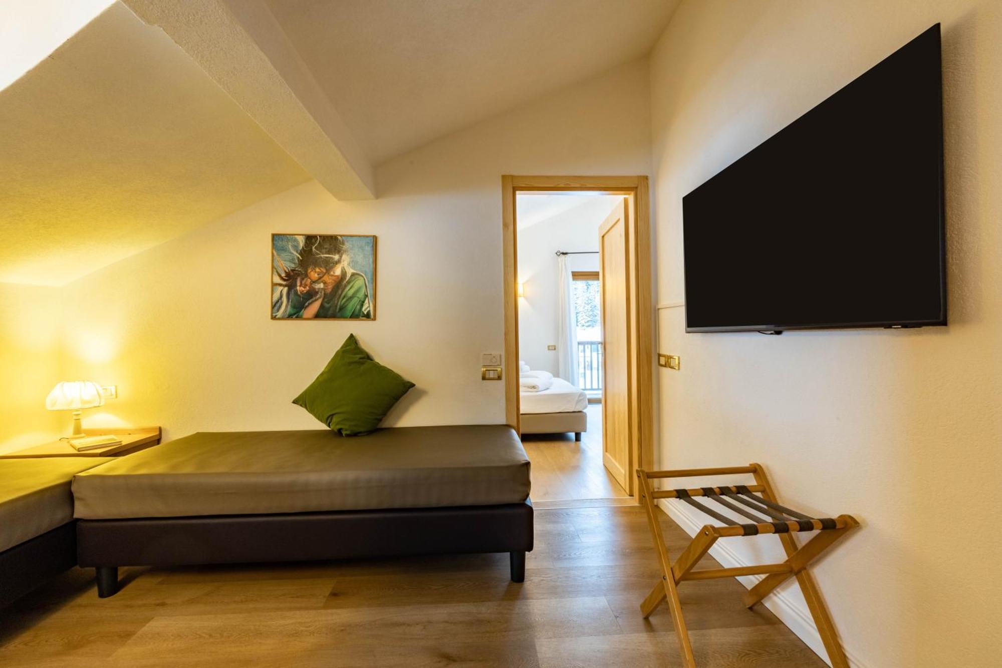 Hotel Grizzly Folgaria Esterno foto