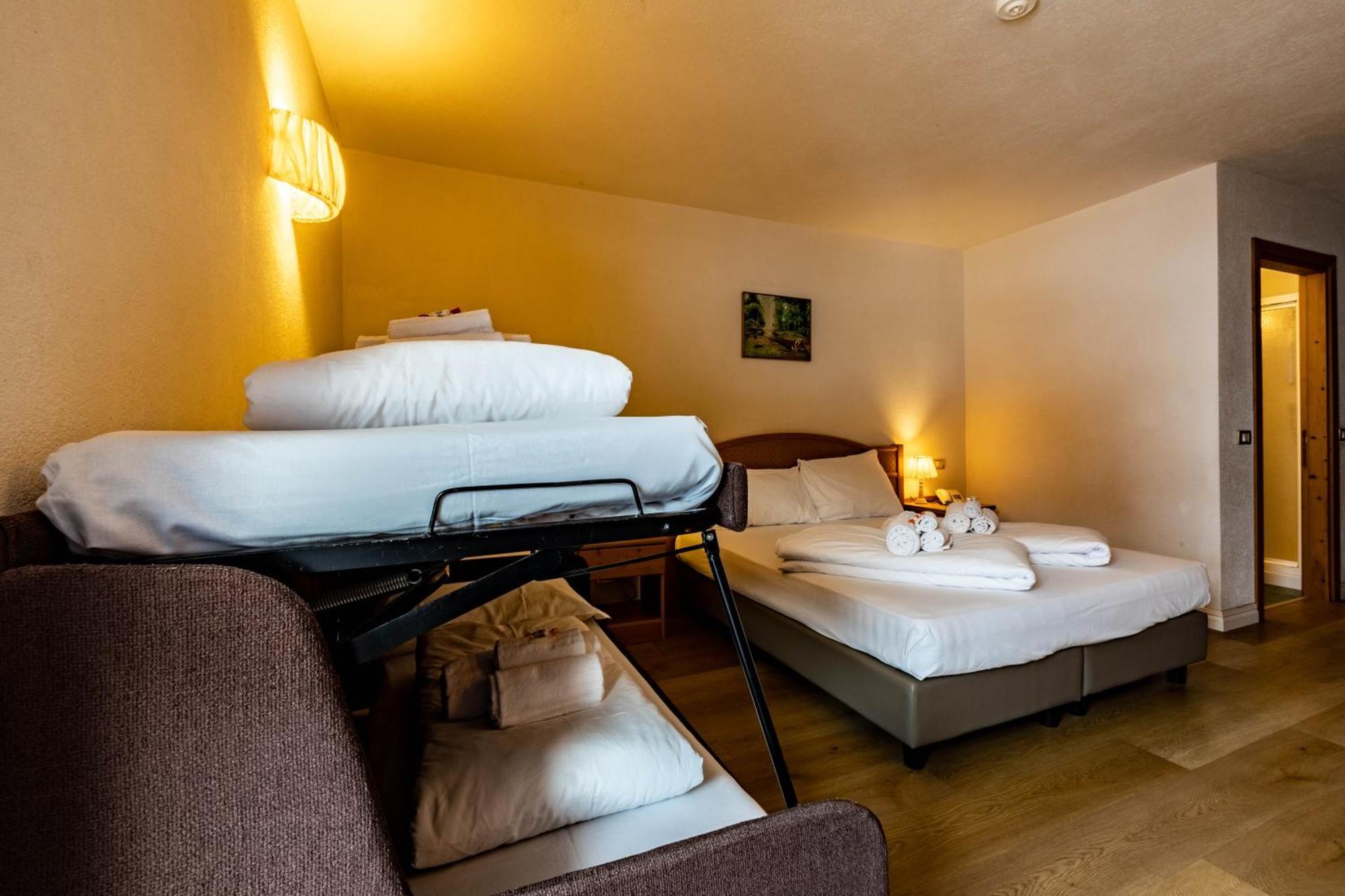 Hotel Grizzly Folgaria Esterno foto