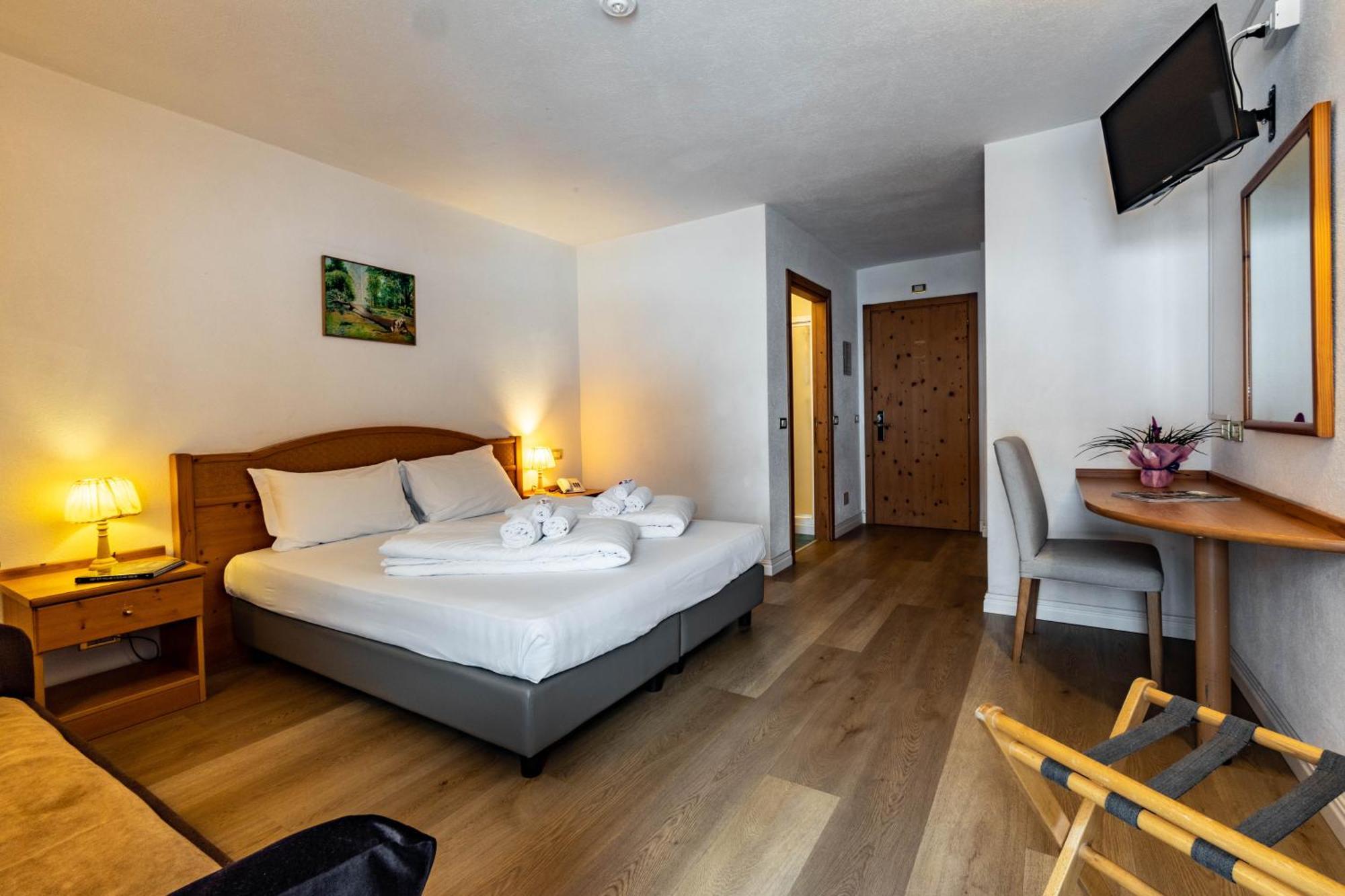 Hotel Grizzly Folgaria Esterno foto