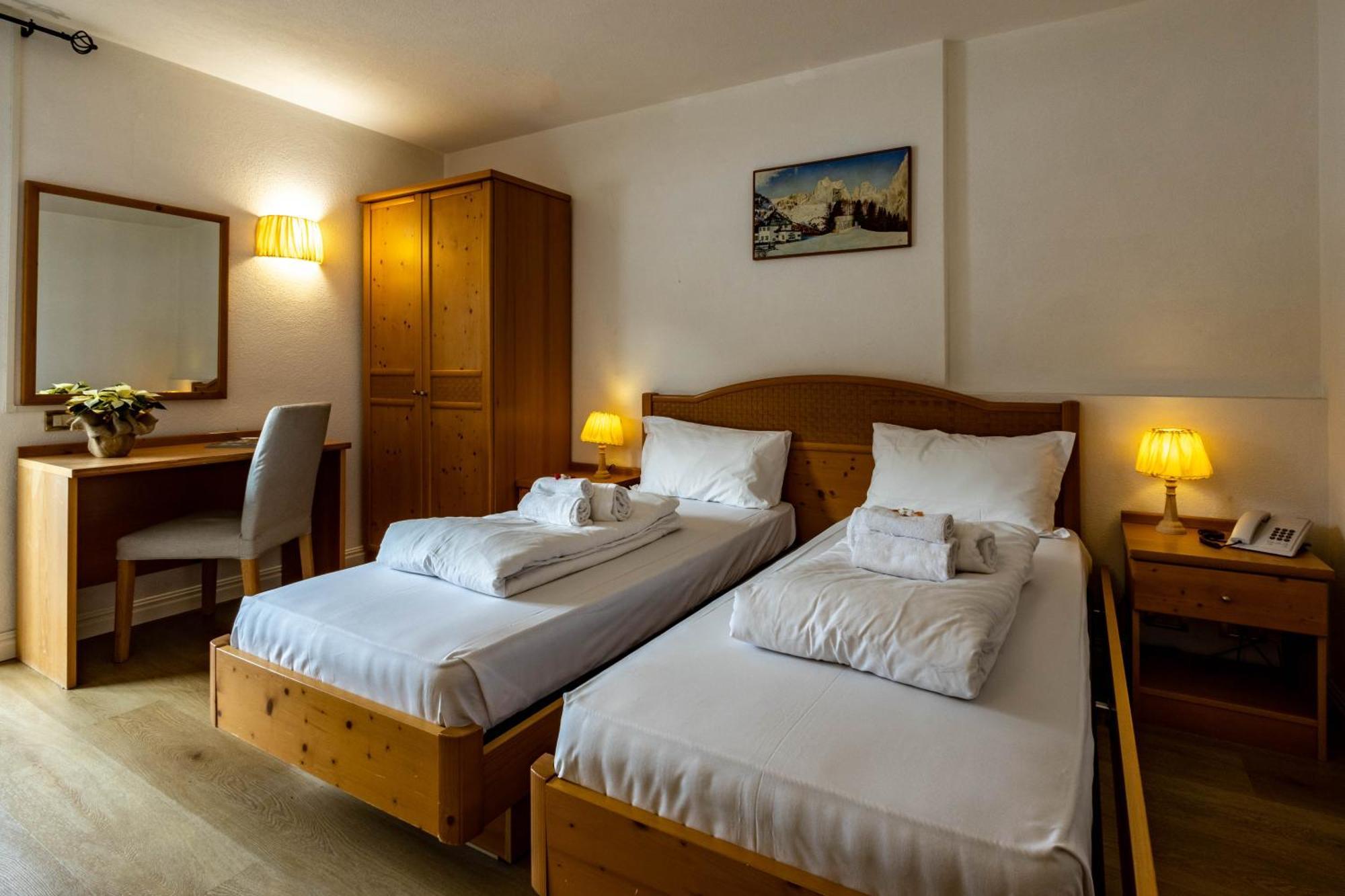 Hotel Grizzly Folgaria Esterno foto
