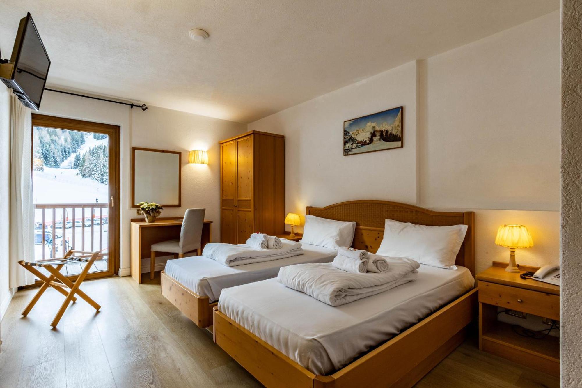 Hotel Grizzly Folgaria Esterno foto