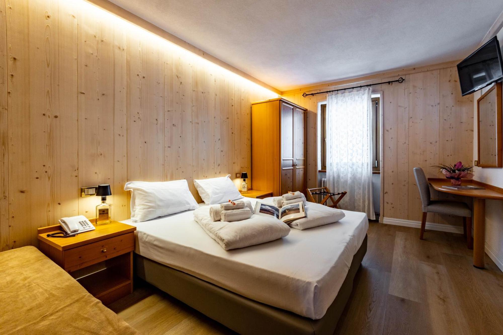 Hotel Grizzly Folgaria Esterno foto