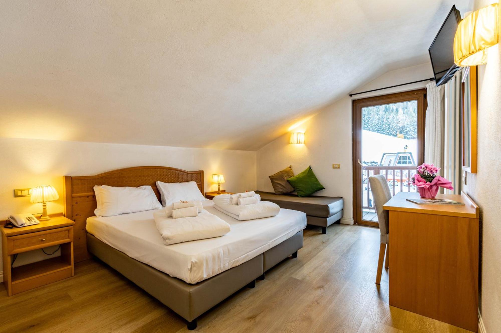 Hotel Grizzly Folgaria Esterno foto