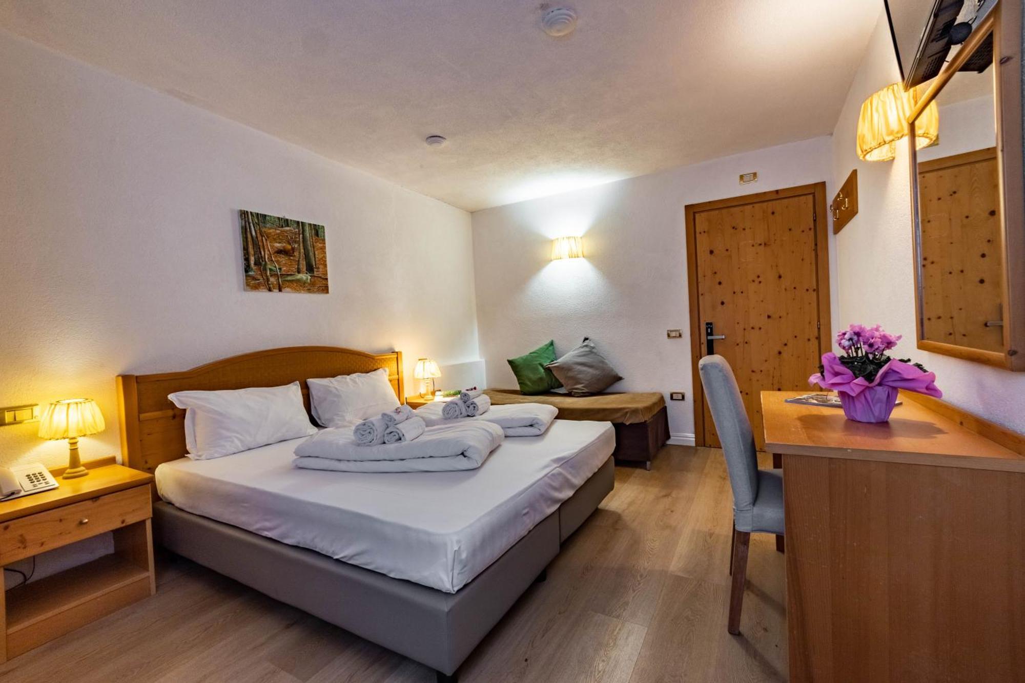 Hotel Grizzly Folgaria Esterno foto