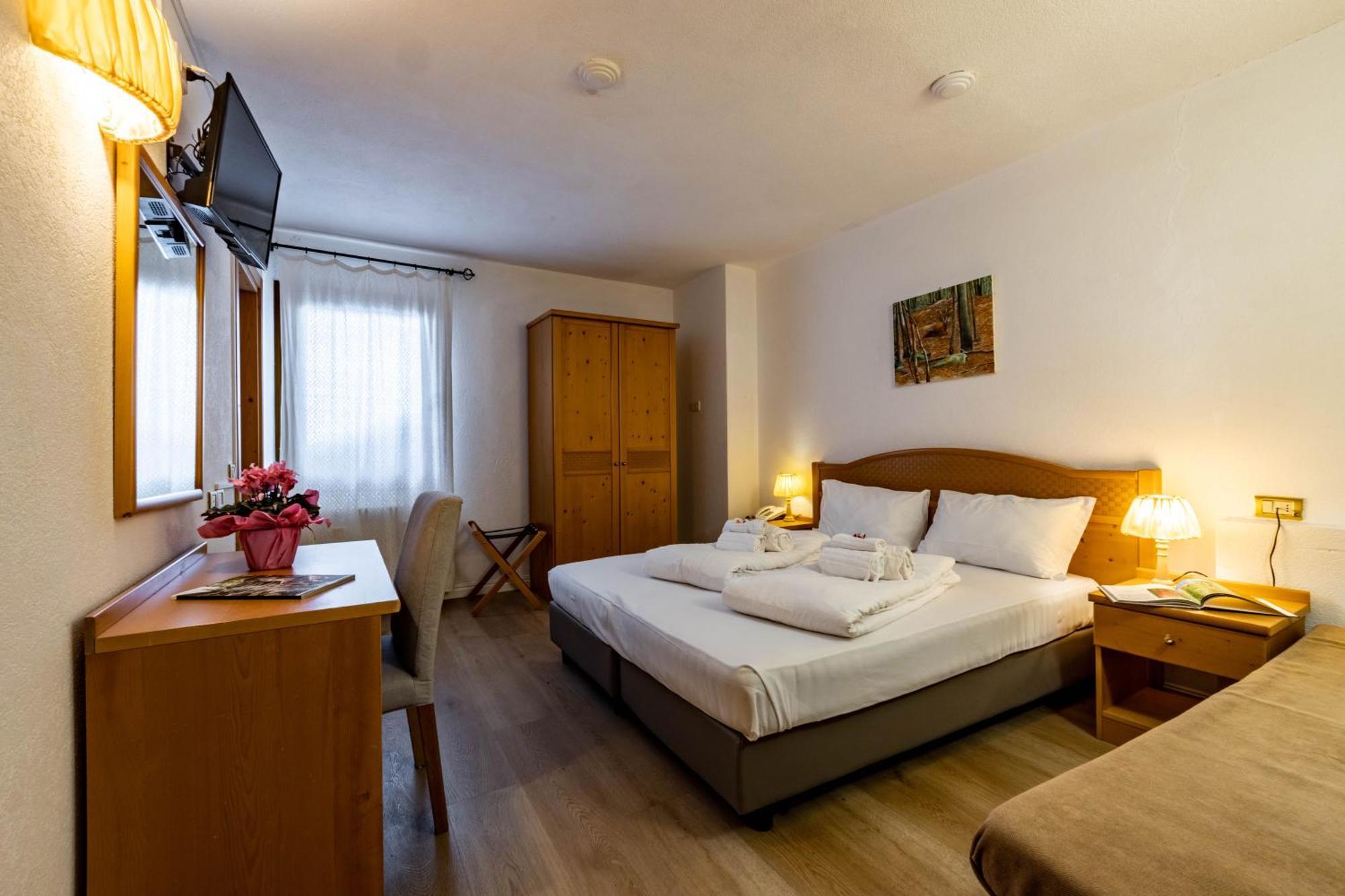 Hotel Grizzly Folgaria Esterno foto
