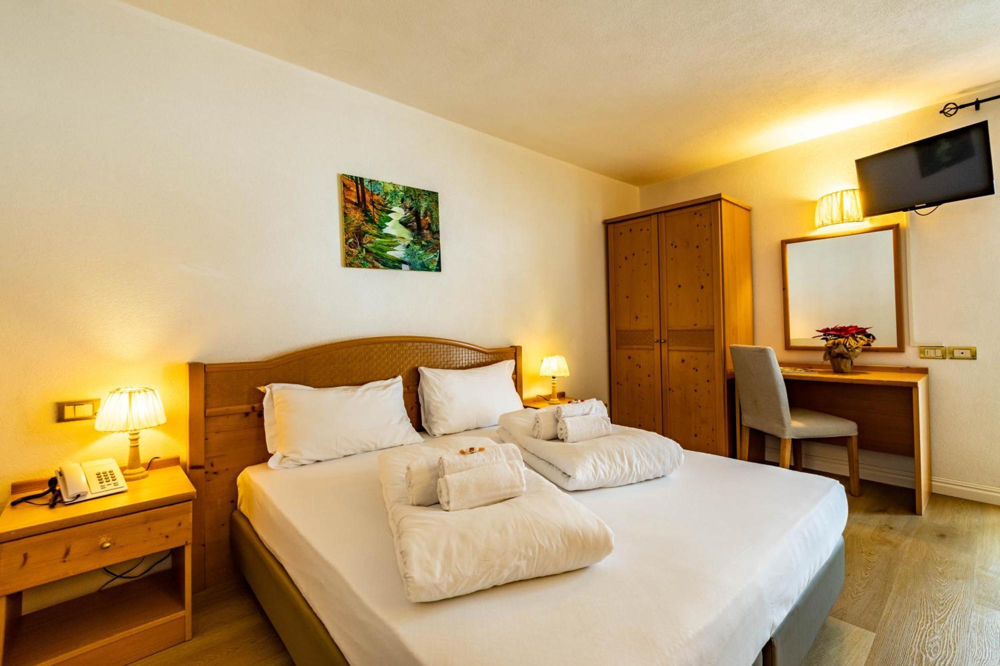 Hotel Grizzly Folgaria Esterno foto
