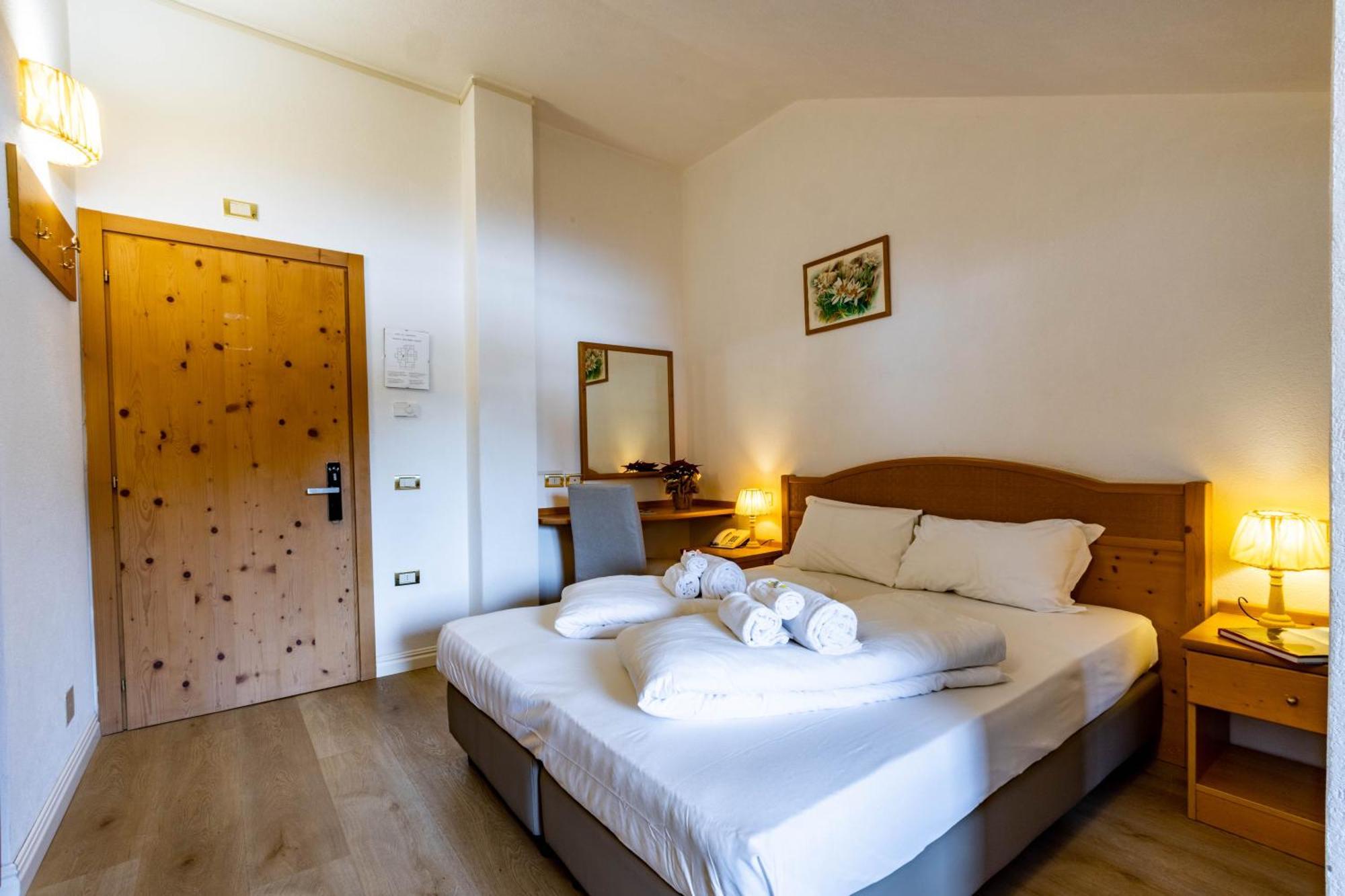 Hotel Grizzly Folgaria Esterno foto