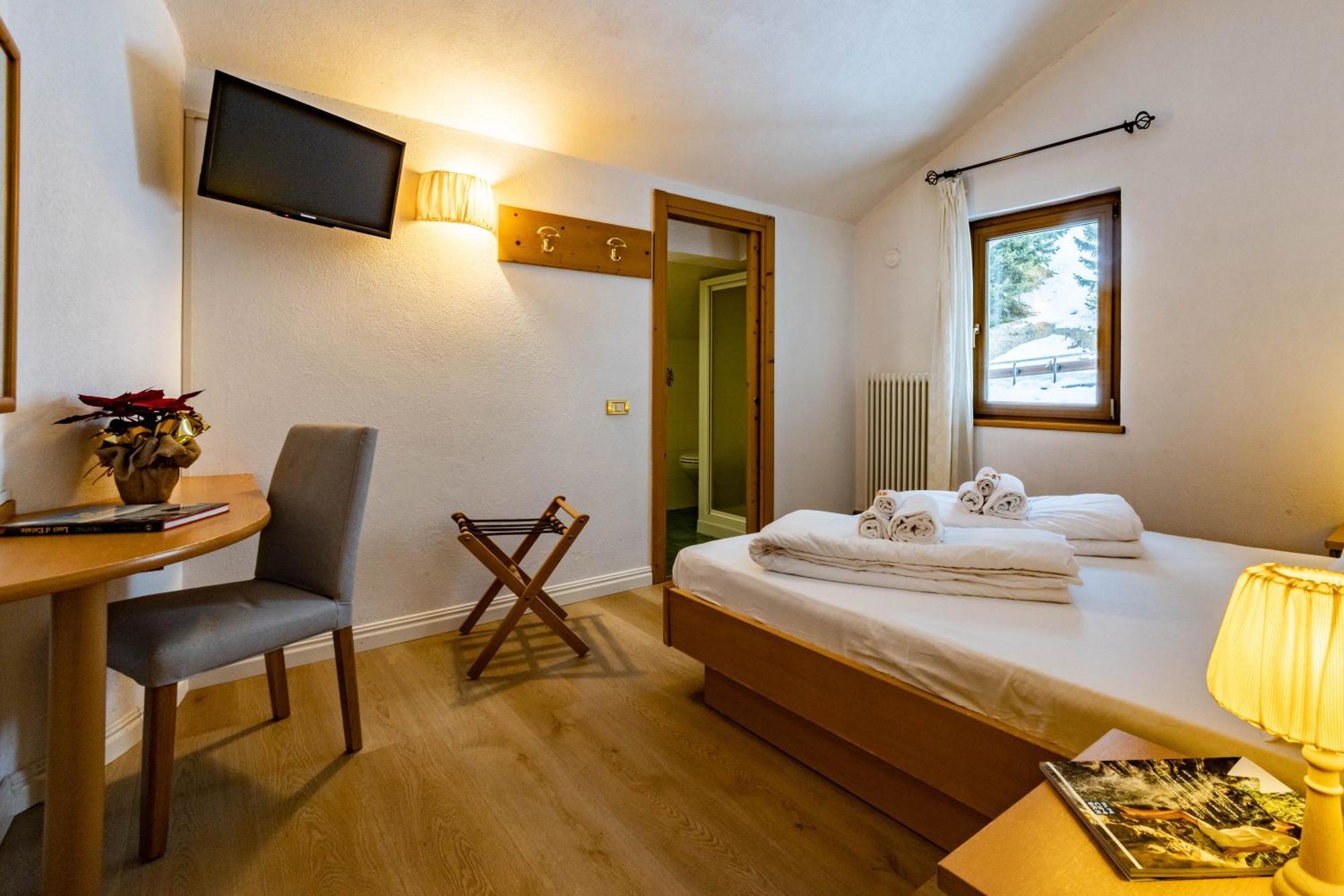 Hotel Grizzly Folgaria Esterno foto